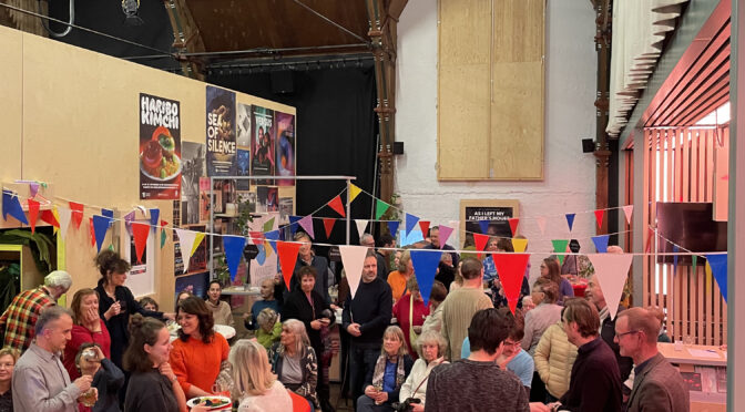 Feest in De Paardenkathedraal